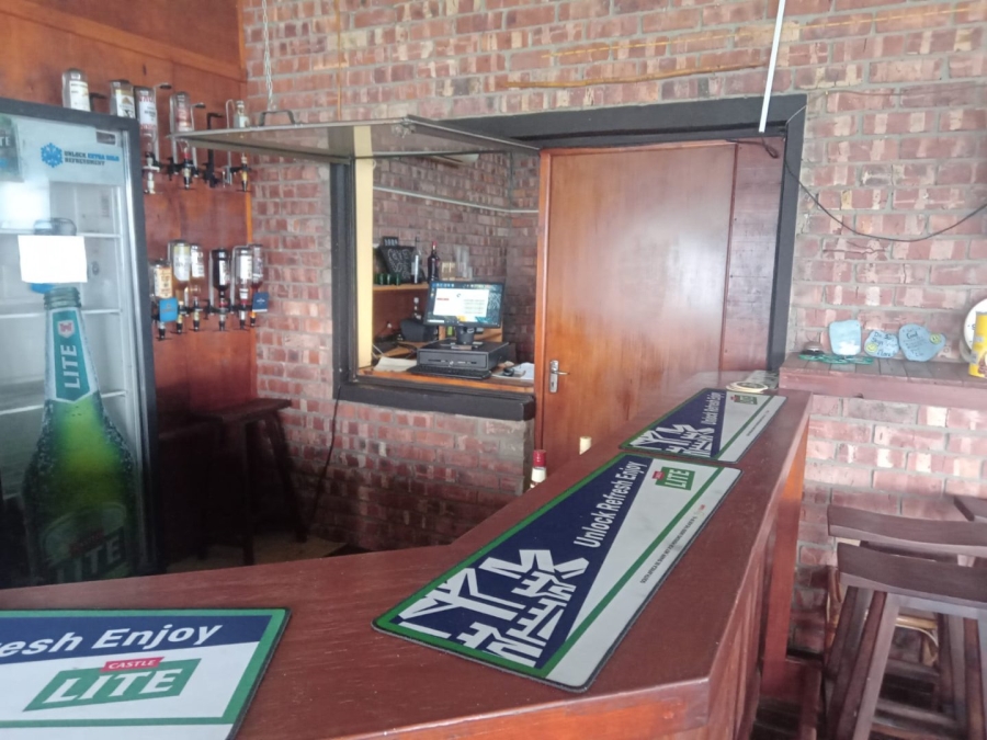 Commercial Property for Sale in Paradise Beach Eastern Cape